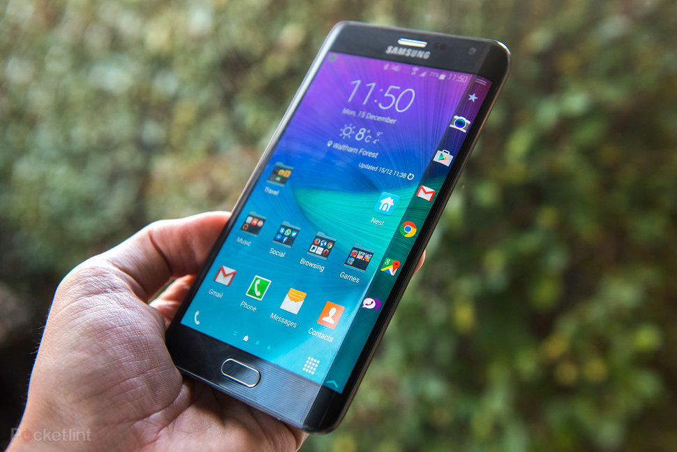 Samsung designing curved screen smartphones for Galaxy S Series..