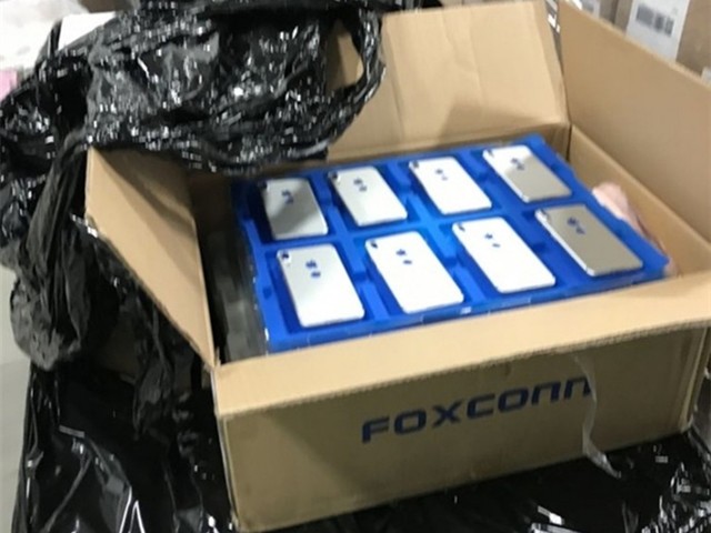 Seems Like A New Batch Of iPhones Is Out Of The Foxconn Factory