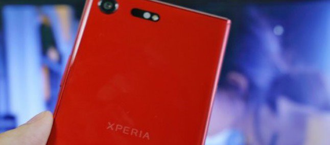 Sony Has Introduced A Stunning Red Version Of Xperia XZ