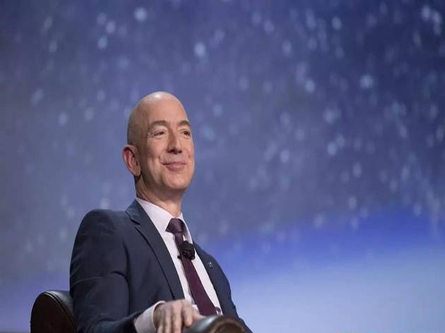 Jeff Bezos of Amazon is the richest person in history – surpasses Bill Gates