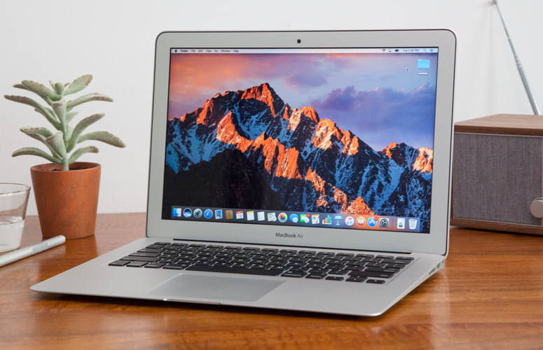 Apple Is Probably Going To Kill MacBook Air