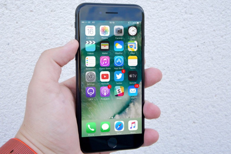 New Law To Prohibit The Sale Of Smartphones With Fixed Batteries