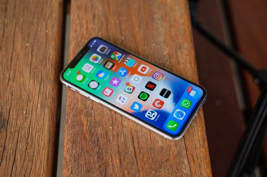 Solved: Should You Buy iPhone X If You Have Always Been An Android User?